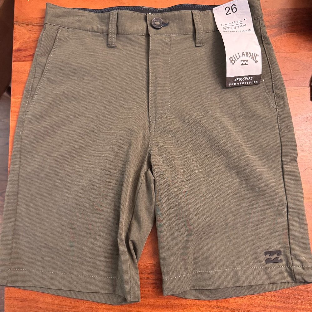NWT Mens Billabong Shorts